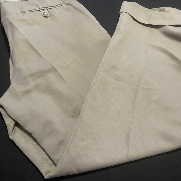 Dockers men’s pants size 32x30 - Picture 6 of 6